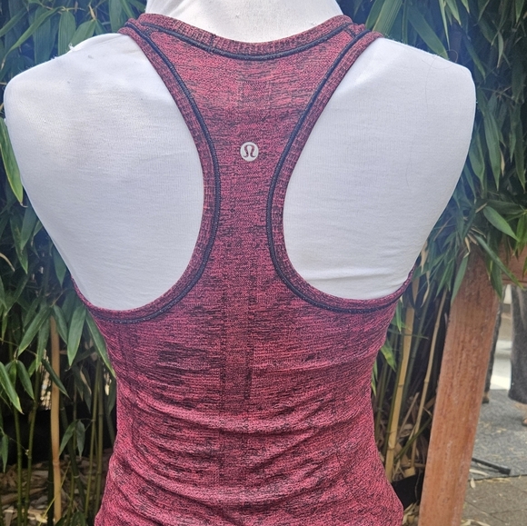 Lululemon Heathered Burgundy Stretch Swiftly Tech Racer Back Tank Top Size M - Picture 3 of 5